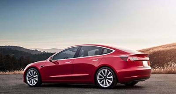 Fußmatten passend für Tesla Model 3 kaufen?